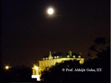 clifton-downs-shopping-complex-on-a-full-moon-night-copyrighted-abhijit-guha.JPG